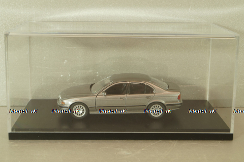 BMW 525i sedan (E39) 1995, grey, 80429419980,Schabak 1:43