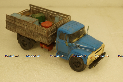 Зил-130 борт с грузом, Model43 1:43