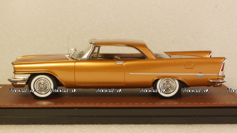 Chrysler 300C Hard-top closed 1957, GLM Models 1:43