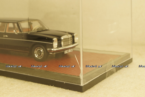 Mercedes V114 lang black 1969, MX41302-241, Matrix 1:43