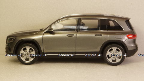 Mercedes GLB (X247) metallic-grey, Z-Models 1:18