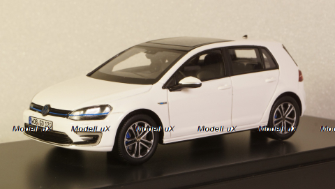 Volkswagen Golf 7 GTE, Spark 1:43