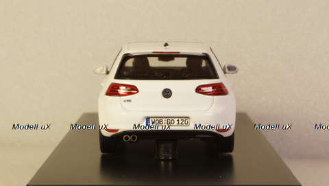 Volkswagen Golf 7 GTE, Spark 1:43