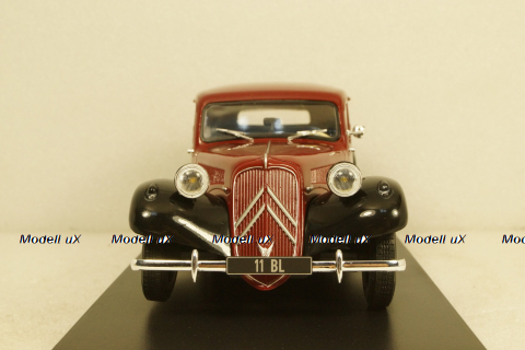 Citroen 2CV 1976, 430401-1, WhiteBox 1:24