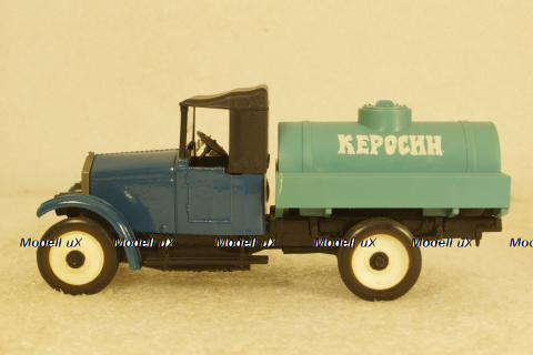 Амо Ф-15 с цистерной, 2001г., Арек 1:43