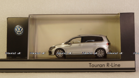 Volkswagen Touran R-Line, Spark 1:43