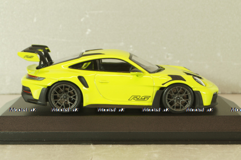 Porsche 911 (992) GT3 RS 2023,  green, with black wheells,, 410062111, Minichamps 1:43  