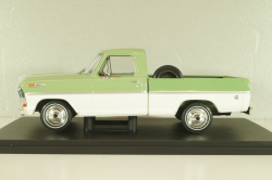 Ford F-100 1970, green/white, WB124252, Whitebox 1:24