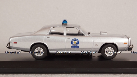 Plymouth Fury Smokey & Bandit 1975 silver, 86581, Greenlight 1:43