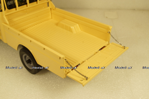 Toyota Land Cruiser 40 PickUp Beige,  KYO8958BE, Kyosho 1:18