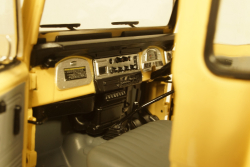 Toyota Land Cruiser 40 PickUp Beige,  KYO8958BE, Kyosho 1:18