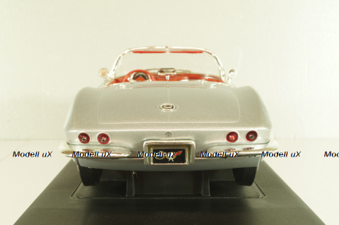 Chevrolet Corvette (C1) Convertible 1962, silver, 36833, ERTL 1:18 Уценка!