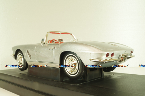 Chevrolet Corvette (C1) Convertible 1962, silver, 36833, ERTL 1:18 Уценка!