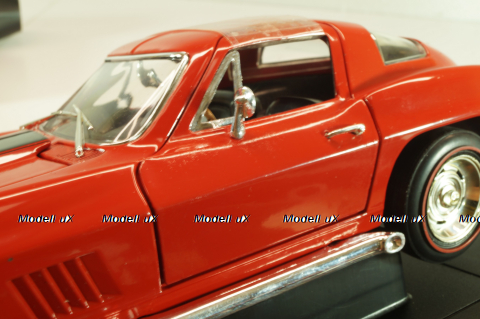Chevrolet Corvette (C2) Sting Ray 1967, red, 32275, ERTL 1:18 Уценка!