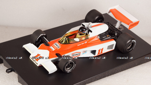 McLaren M23 #11 James Hunt World Champion formula 1 1976, Minichamps 1:18