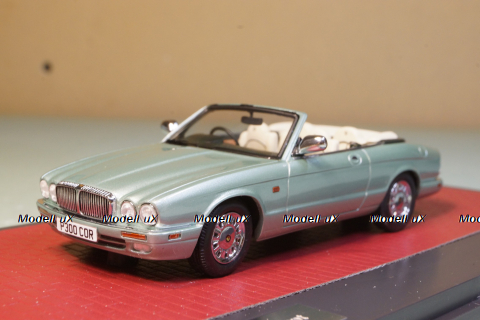 Daimler Corsica Concept met. blue 1995, MX50402-031, Matrix 1:43
