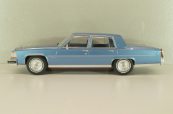 Cadillac Fleetwood Brougham 1991, blue metallic, MCG18252, MCG 1:18
