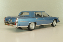 Cadillac Fleetwood Brougham 1991, blue metallic, MCG18252, MCG 1:18