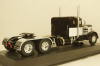 Peterbilt 350 towing vehicle 1952 black/white, TR114, IXO 1:43