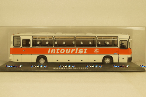 Икарус-250.58 Интурист 1981, Classicbus 04008В 1:43 