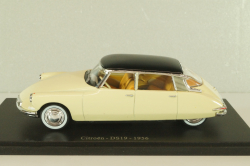 Citroen DS19 1956, ivory/black, Hachette 1:43