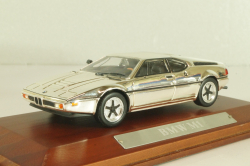 BMW M1 chrome, Atlas 1:43