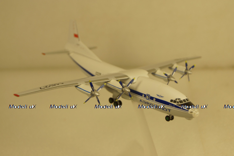 АН-12 Антонов Аэрофлот СССР, Herpa 1:200