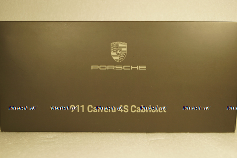 Porsche 911 (992) Carrera 4S 2019 green, Minichamps 1:18