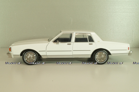 Chevrolet Caprice Classic 1980, from movie A-Team, white, 19109, Greenlight 1:18