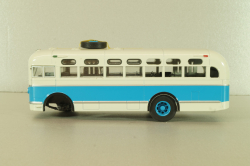 Зис-155 автобус, белый/синий, Наши Автобусы №19, Modimio 1:43 На Запчасти!