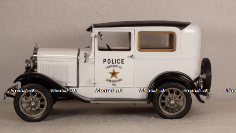 Ford Model A Tudor, West Virginia Police 1931, SUN6108, SunStar 1:18