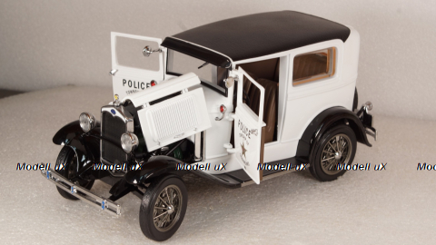 Ford Model A Tudor, West Virginia Police 1931, SUN6108, SunStar 1:18