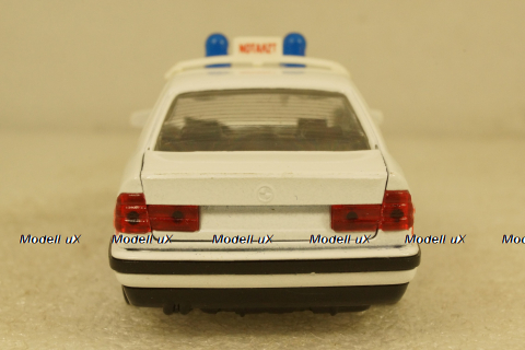 BMW 535I Notarzt white with red streeps Schabak 1:43