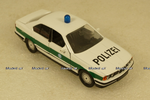 BMW 535I Polizei, white with green streeps Schabak 1:43