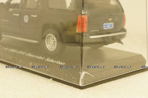 Chevrolet Suburban 2009-2010, Luxury 1:43