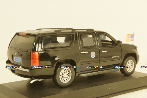 Chevrolet Suburban 2009-2010, Luxury 1:43