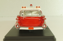 Cadillac S&S Superior Landau Ambulance 1959, red/white, 45260, NEO 1:43