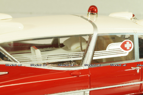 Cadillac S&S Superior Landau Ambulance 1959, red/white, 45260, NEO 1:43
