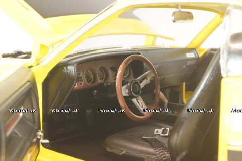 Dodge Challenger R/T 1970 from TV-Series NCIS, yellow, 12845, Greenlight 1:18