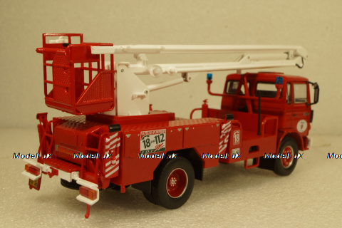 Renault VI JP 11 Piattaforma aerea, Pompieri Italy collection #37 1:43