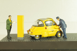 BMW Isetta 250 Deutsche Post 1955, with two figuren and mail box yellow, 006726, Schuco 1:43