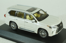 Lexus LX570 2018 sonic quartz, Kyosho 1:43