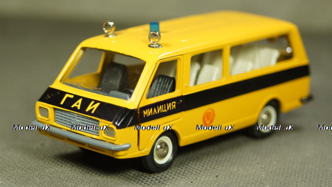Opel Kapitan 4-door Sedan first generation 1939, MUS048, IXO Museum 1:43