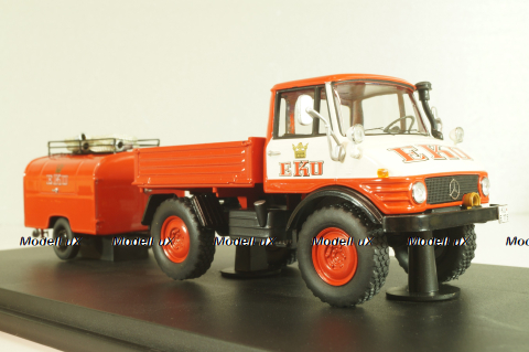 Mercedes-Benz Unimog 406 vith trailer TSA 8 EKU fire engine, red, 03158, Schuco 1:43