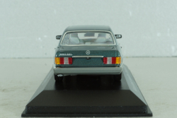 Mercedes-Benz 560 SEL (W126), green, Minichamps 1:43