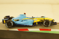 Renault R24 #7 Jarno Trulli, light blue/yellow 2004, Altaya 1:43