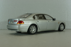 BMW 745i (E65) 2001, silver, 80430027858, Kyosho 1:18