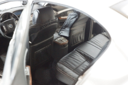 BMW 745i (E65) 2001, silver, 80430027858, Kyosho 1:18