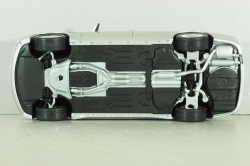 BMW 745i (E65) 2001, silver, 80430027858, Kyosho 1:18