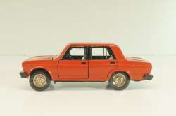 Ваз-2105 А39, красный, август 86г., Тантал/Радон 1:43